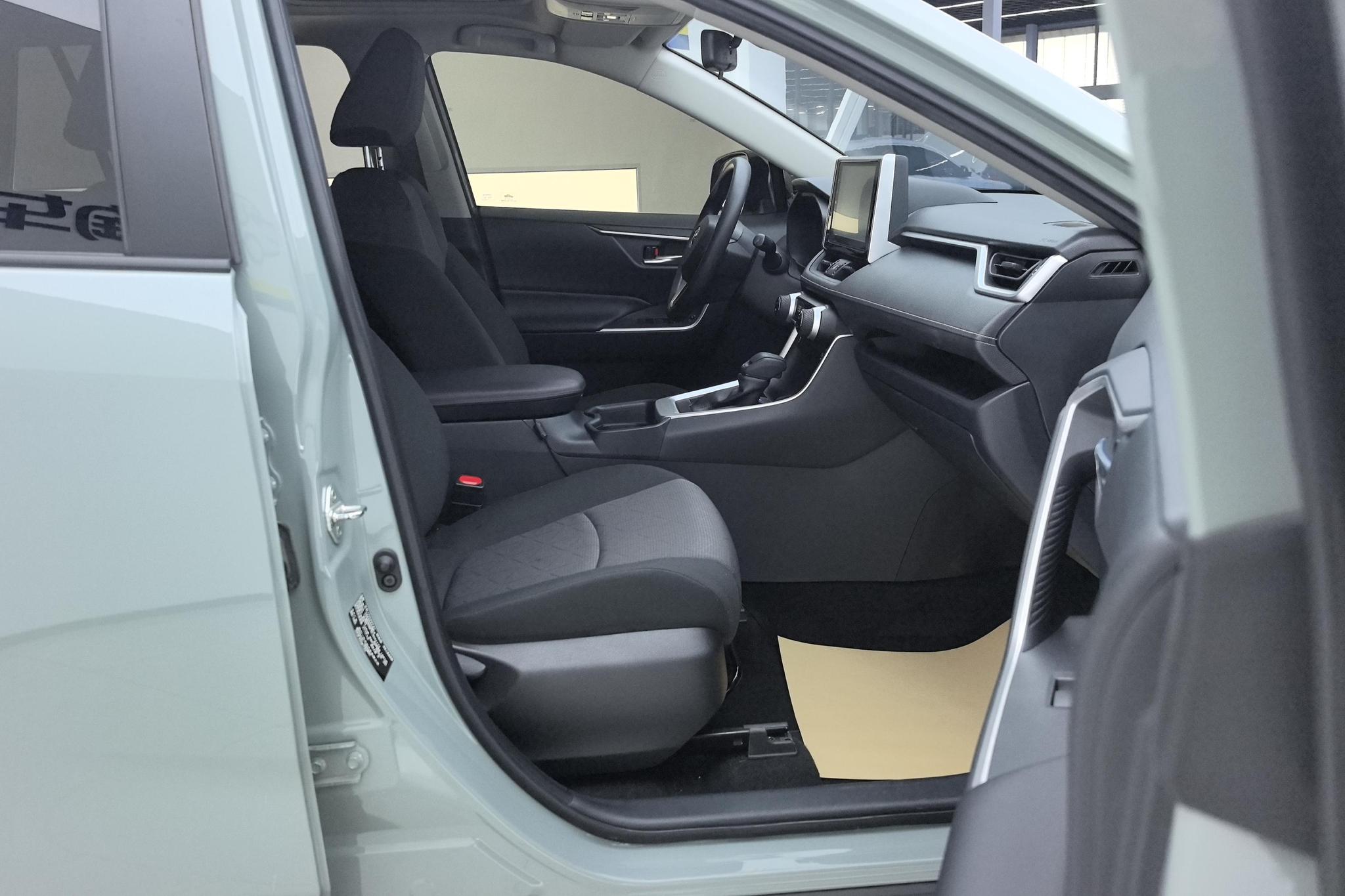 Toyota RAV4 2020 2.0L CVT