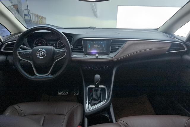 Buick GL6 2018 18 T 6 Premium — фото 12