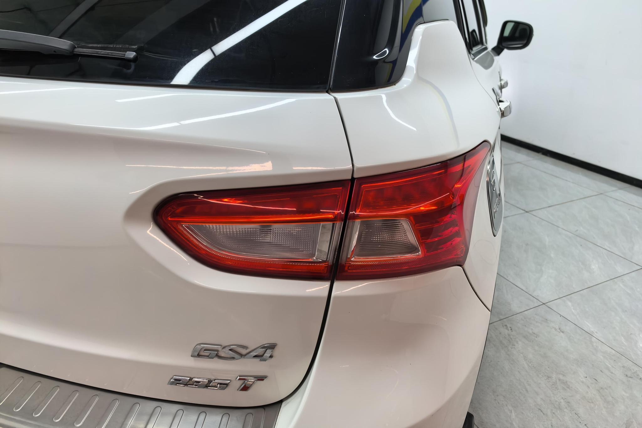 GAC GS4 2017 235T AT Luxury Smart Connect