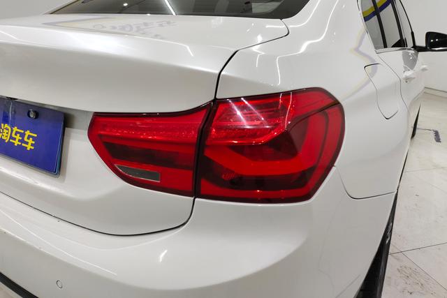 BMW 1 series 2018 Белый из Китая, фото 4