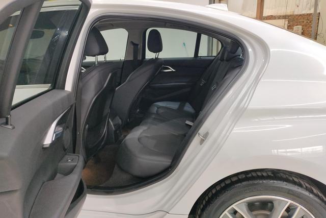 BMW 1 series id 3840999 из Китая 12