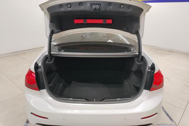 BMW 1 series id 3840999 из Китая 17