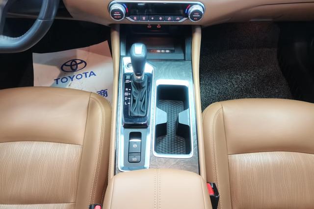 Nissan Teana 2022 2.0 L XL-TLS — фото 14