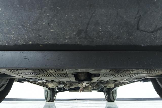 Jeep Guide id 3837118 из Китая 14