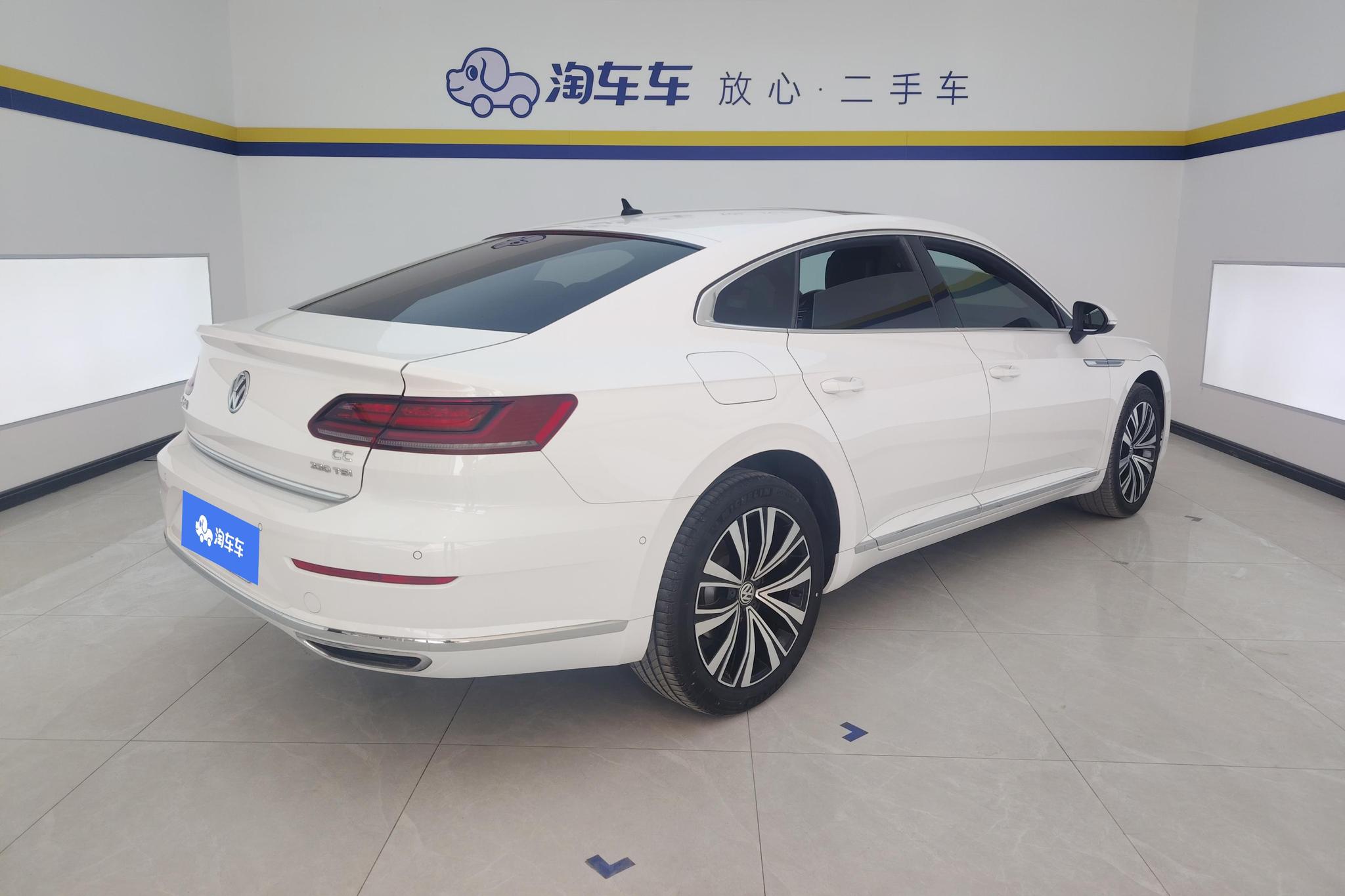 Volkswagen Passat CC CC 2020 330TSI VI