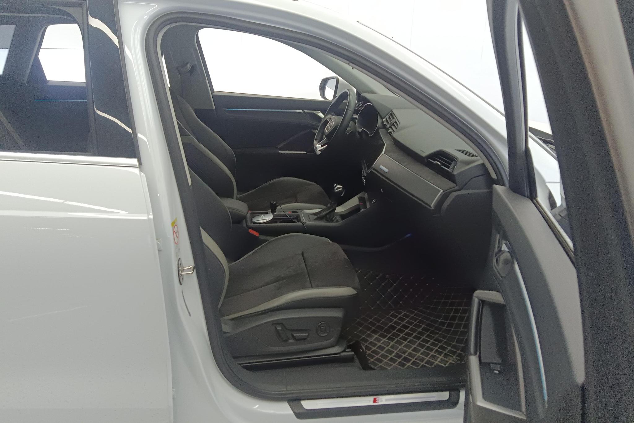 Audi Q3 2019 40 TFSI Fashion