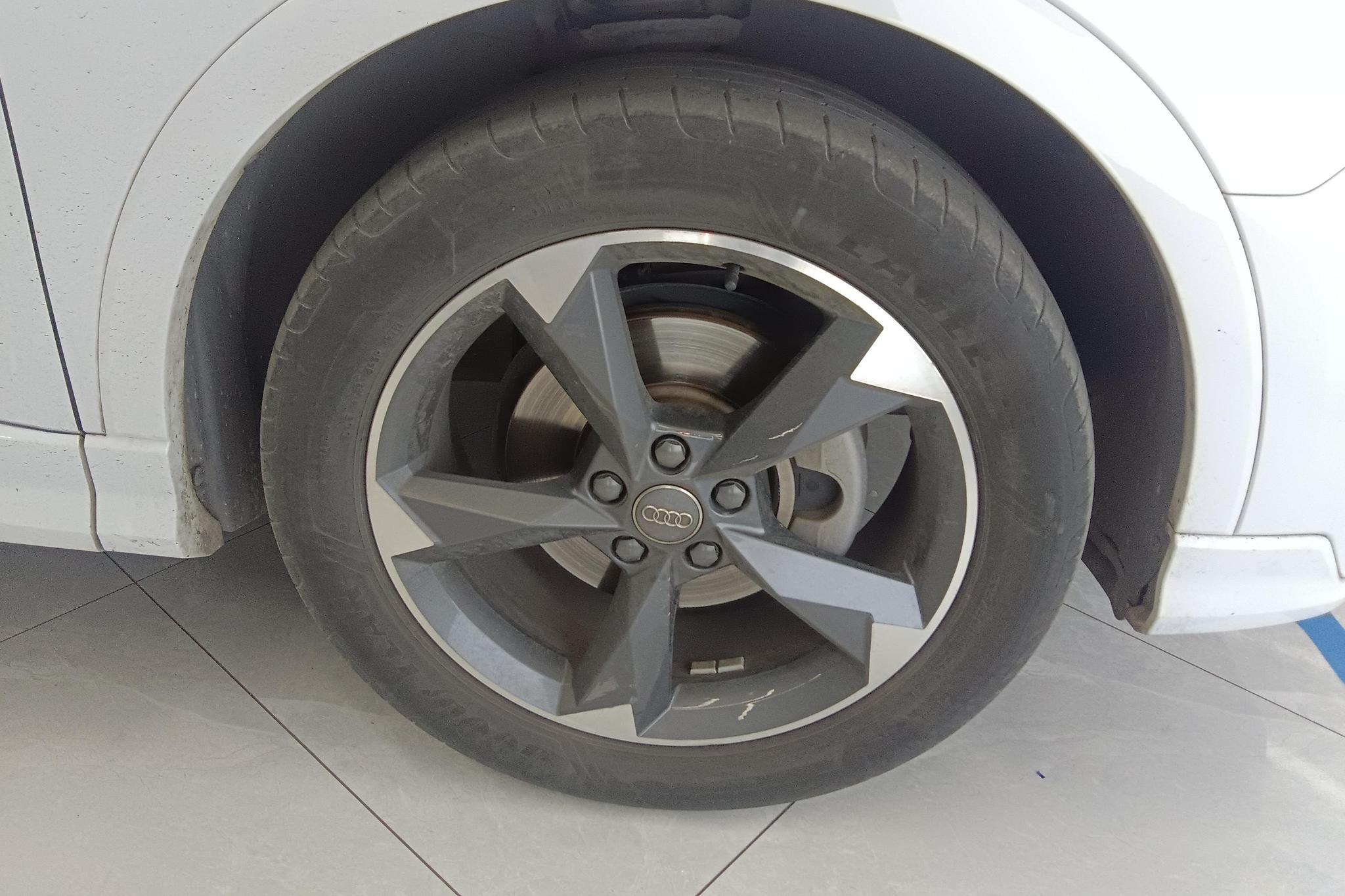 Audi Q3 2019 40 TFSI Fashion