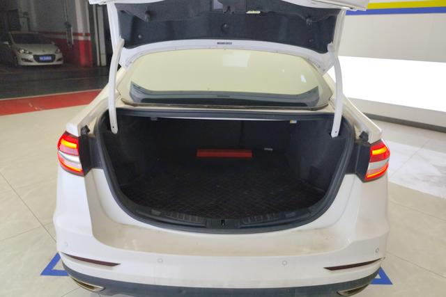 Ford Mondeo 2020 Eco Boost 180 — фото 17