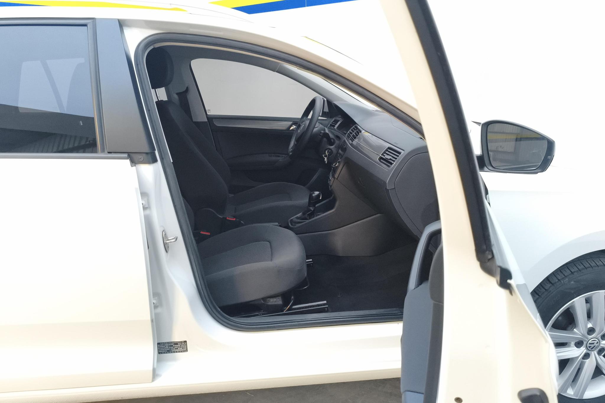 Volkswagen Santana 2019 1.5L AT VI