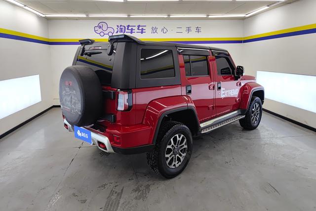 BAIC BJ40 2023 2.0 T AT 4 WD — фото 3