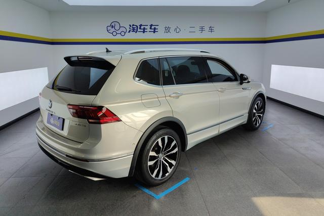 Volkswagen Tiguan L 2021 — фото 3