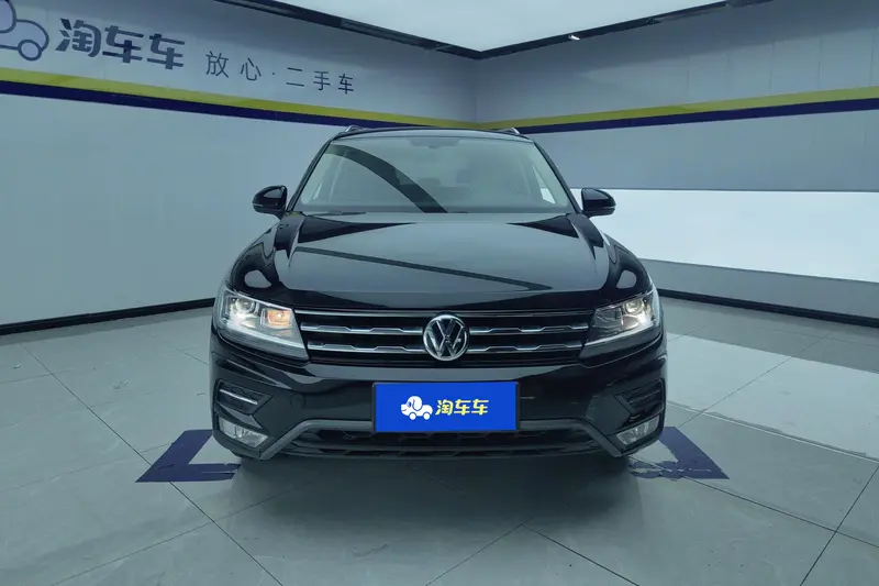 Volkswagen Tiguan L — фото 2