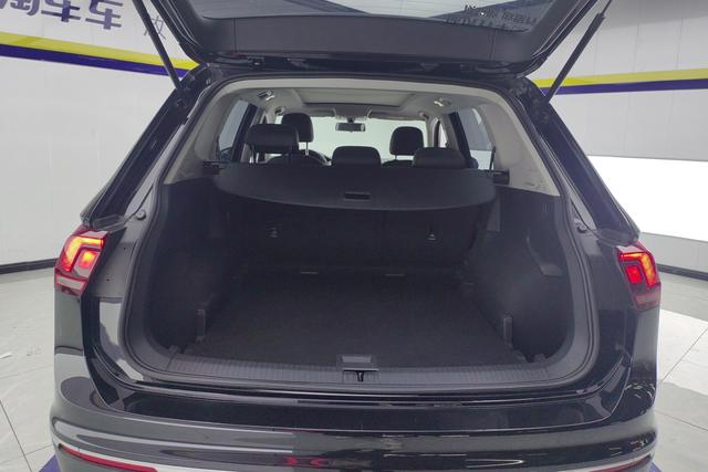 Volkswagen Tiguan L 2019 — фото 17
