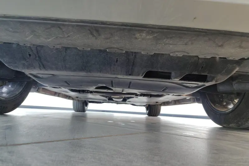 Volkswagen Tiguan L 330 TSI AT 2 WD R-Line Flagship — фото 7