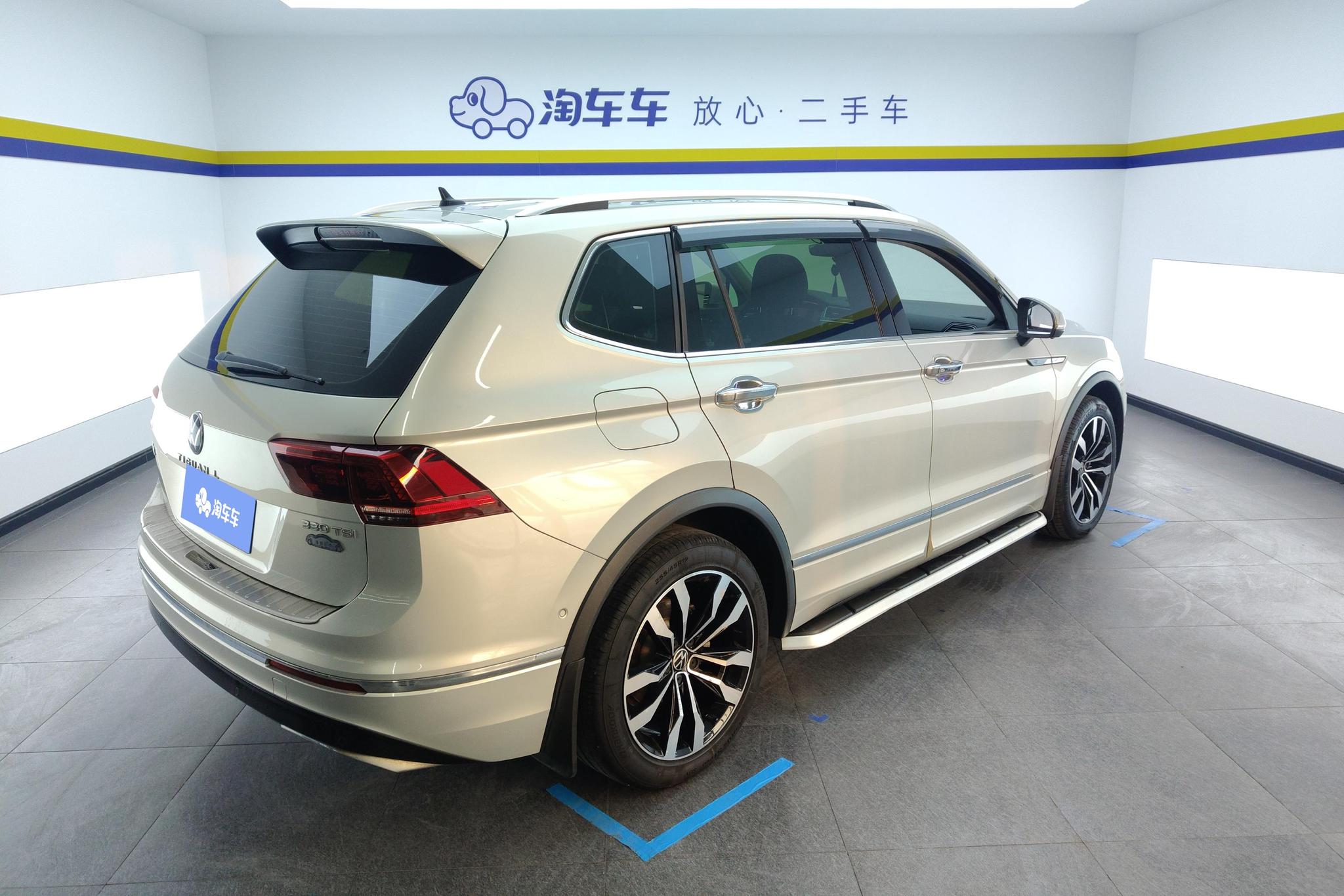 Volkswagen Tiguan L L 2021 330TSI AT R-Line Flagship