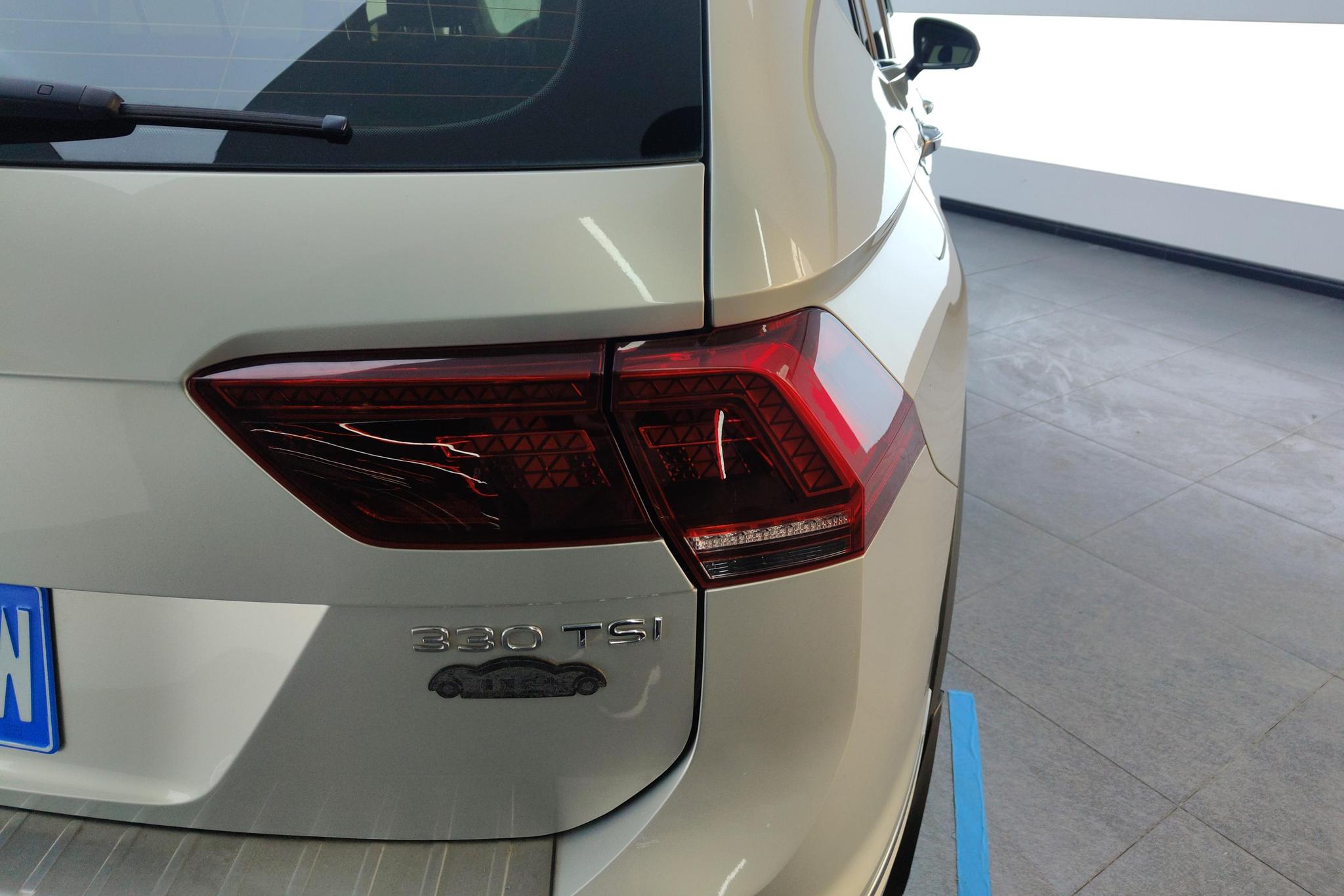 Volkswagen Tiguan L L 2021 330TSI AT R-Line Flagship
