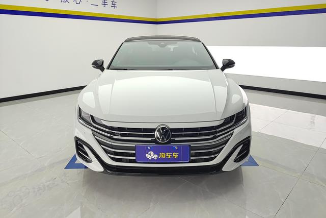 Volkswagen CC 2026 380 TSI 3000 — фото 2