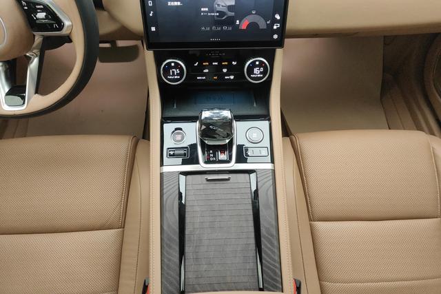 Jaguar XFL 2025 Зеленый из Китая, фото 4