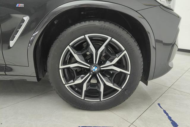 BMW X3 id 3840935 из Китая 17