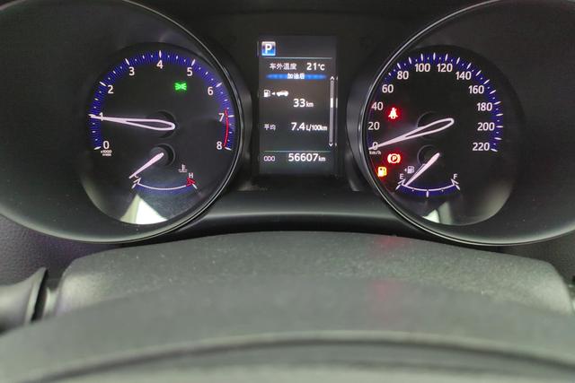 Toyota C-HR 2018 2.0 L VI — фото 14