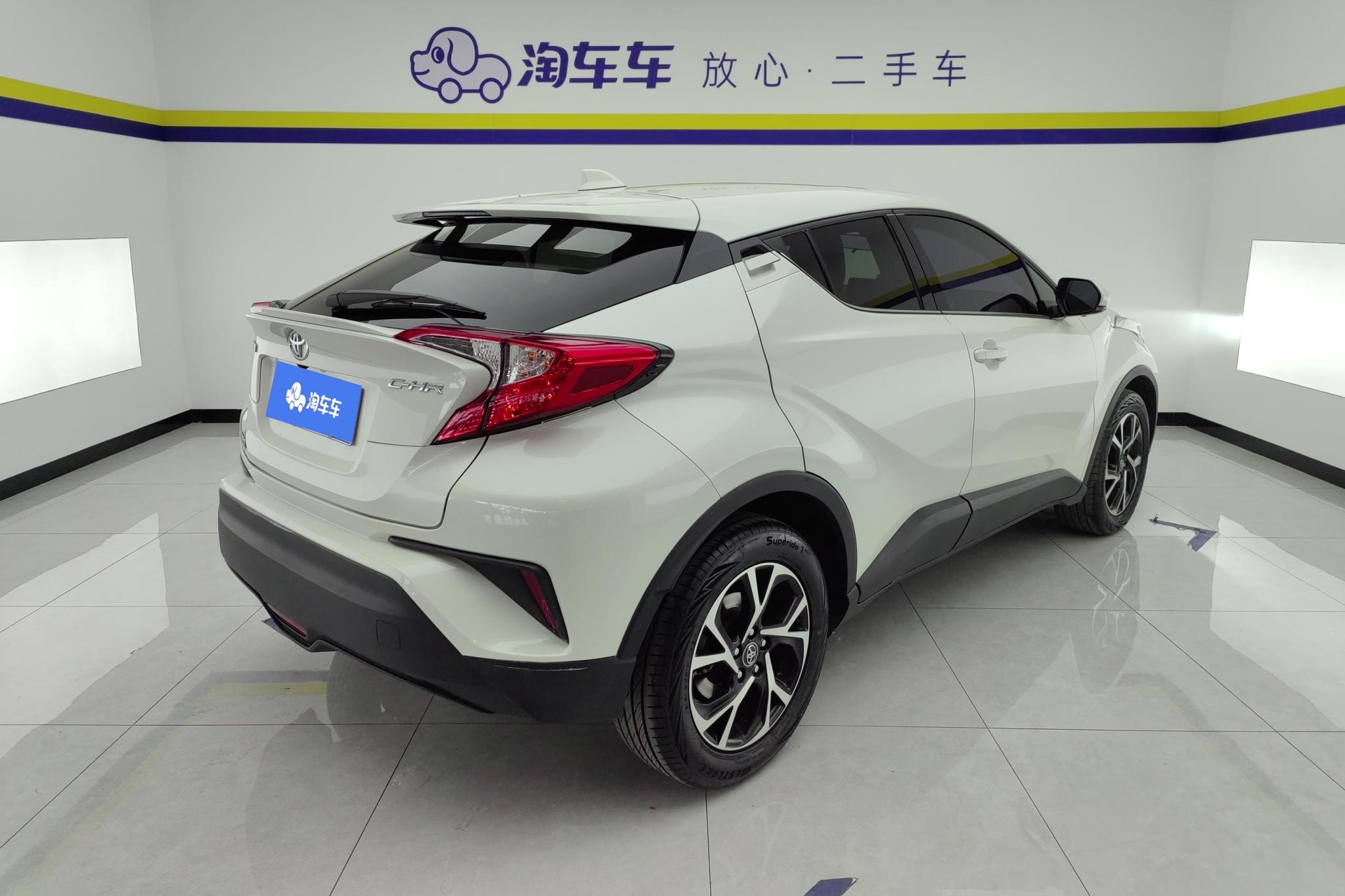 Toyota C-HR 2018 2.0L Lead VI