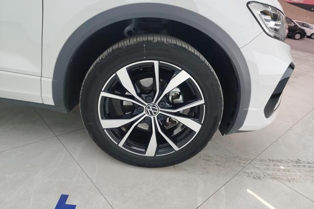 Volkswagen T-Roc 2024 300 TSI DSG — фото 9