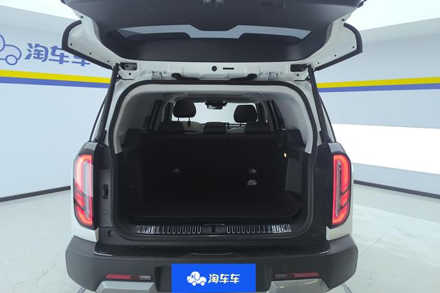BAIC BJ30 2024 1.5 T DCT 2 WD Pro — фото 17