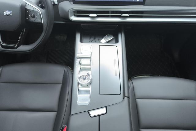 BAIC BJ30 2024 1.5 T DCT 2 WD Pro — фото 10