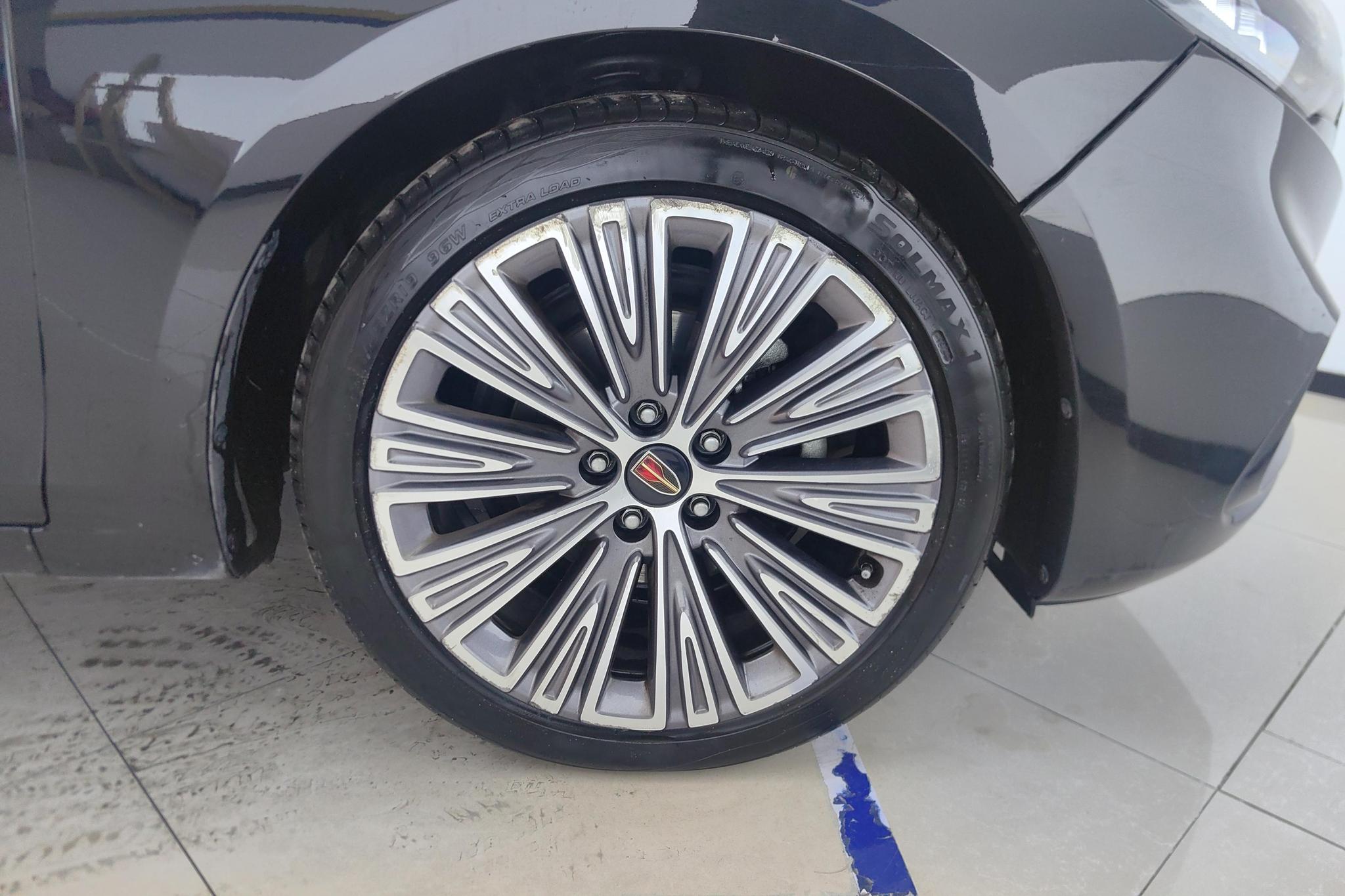 Hongqi H5 2022 1.8T AT