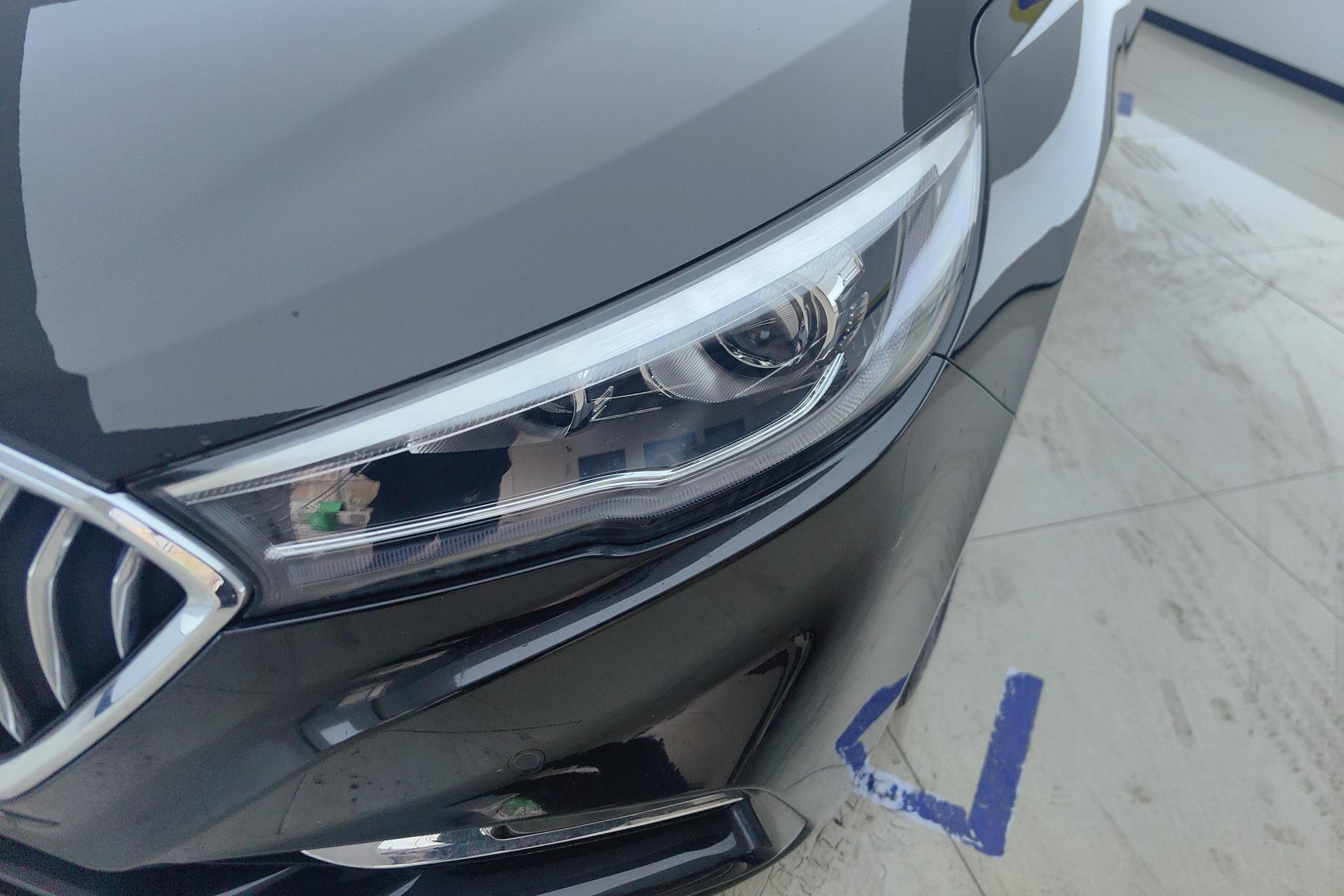 Hongqi H5 2022 1.8T AT