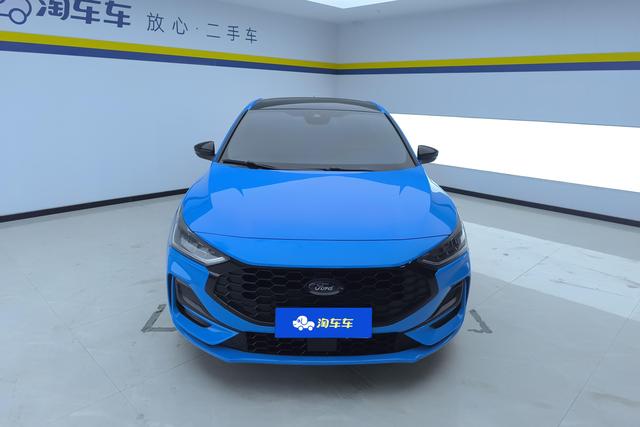 Ford Focus 2022 Eco Boost 180 ATST Line — фото 2
