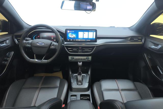 Ford Focus 2022 Eco Boost 180 ATST Line — фото 13