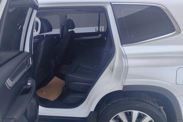 Roewe RX8 2019 30 T 2 WD — фото 15