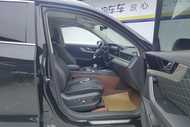 Hongqi HS5 2019 2.0 T 4 WD — фото 15