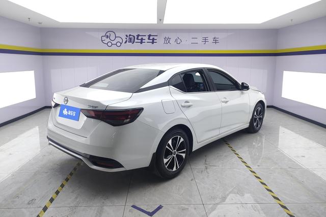 Nissan Sylphy 2023 1.6 L CVT — фото 3
