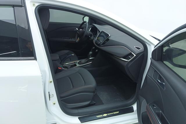 Chevrolet Cruze id 3837120 из Китая 14