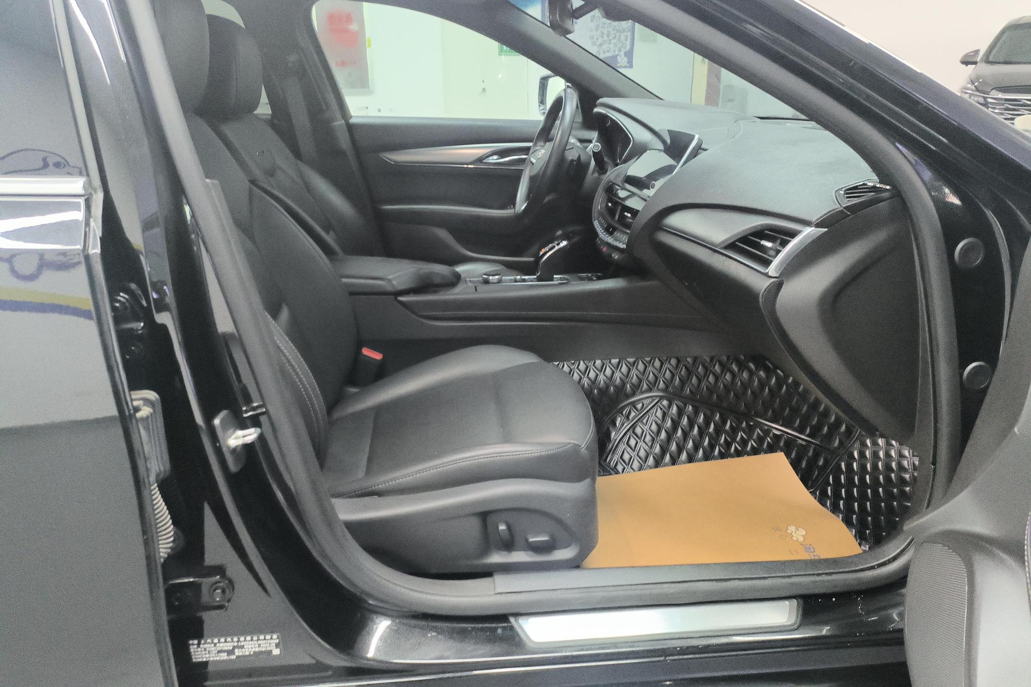 Cadillac CT5 2022 28T Luxury Standard