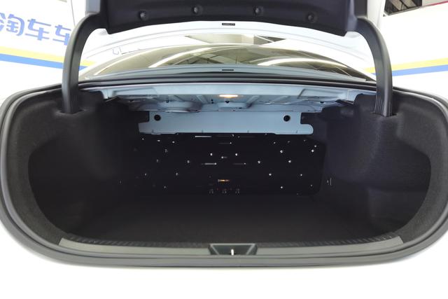 Mercedes-Benz A-Class 2024 A 200 L — фото 17