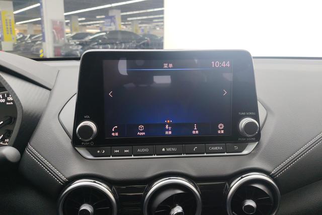 Nissan Sylphy 2020 1.6 L XL CVT — фото 13
