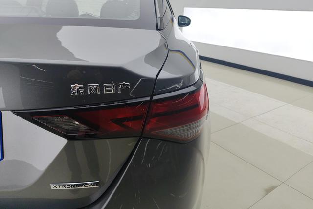 Nissan Sylphy 2020 1.6 L XL CVT — фото 4