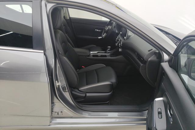 Nissan Sylphy 2020 1.6 L XL CVT — фото 10