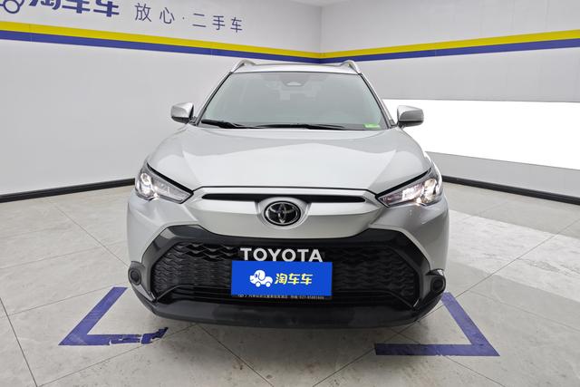 Toyota Frontlander 2023 2.0 L CVT — фото 2