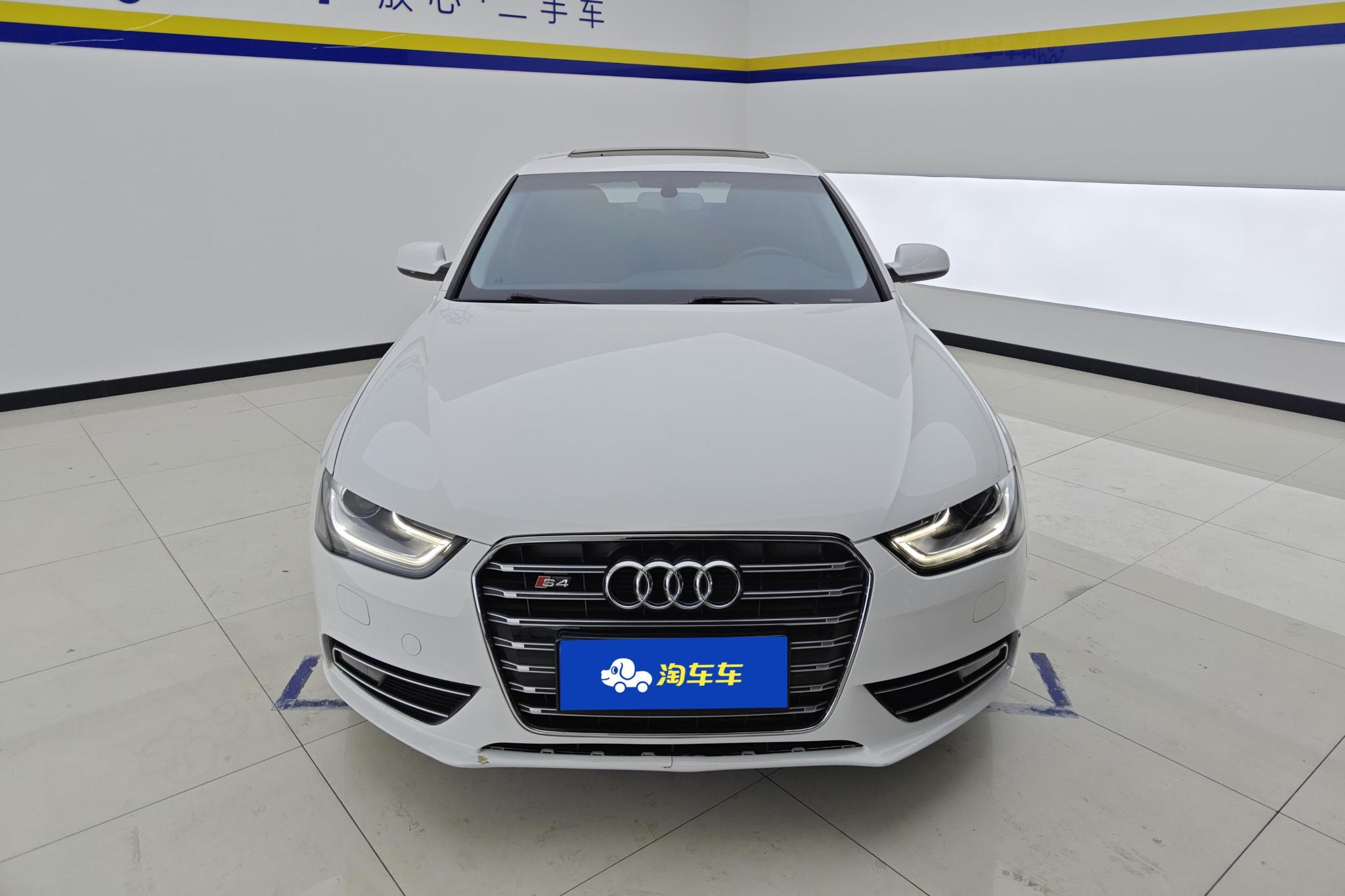 Audi A4L 2016 30 TFSI AT Comfort