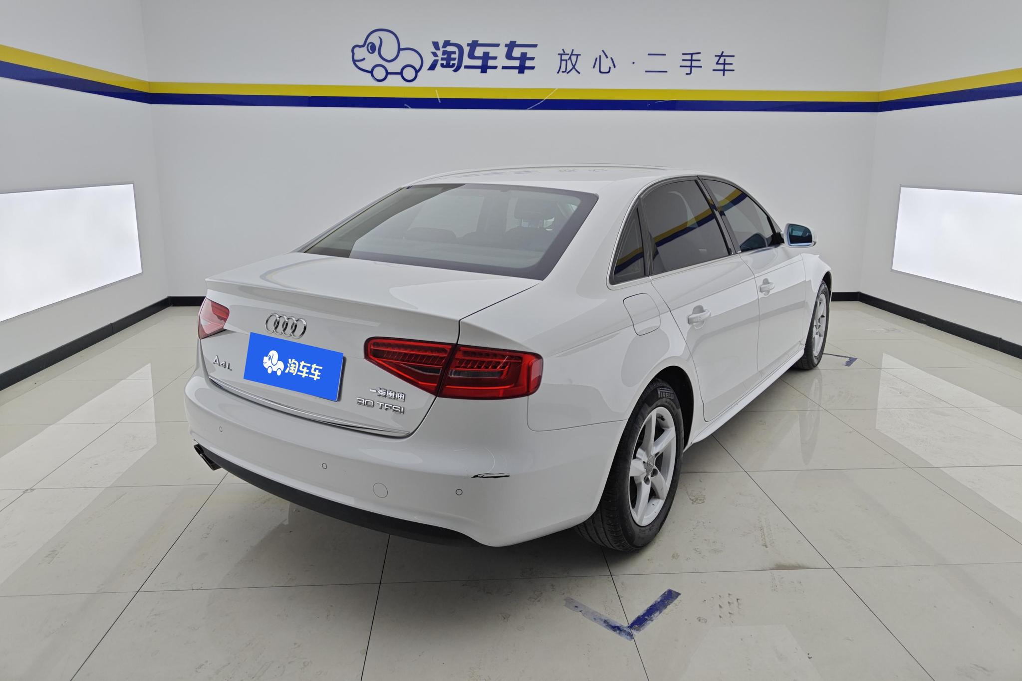Audi A4L 2016 30 TFSI AT Comfort