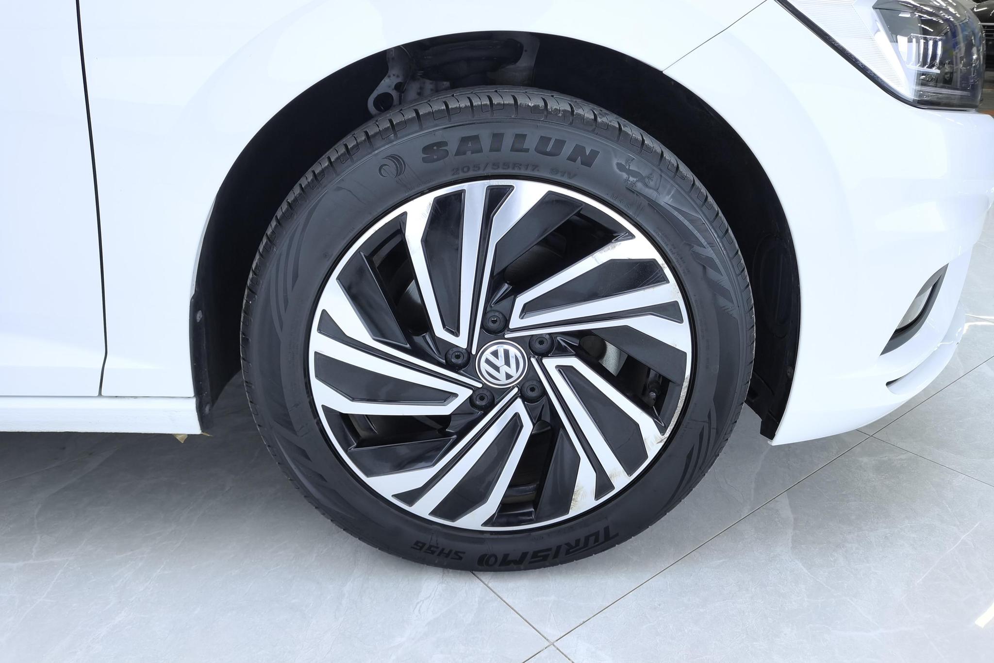 Volkswagen Sagitar 2022 200TSI DSG