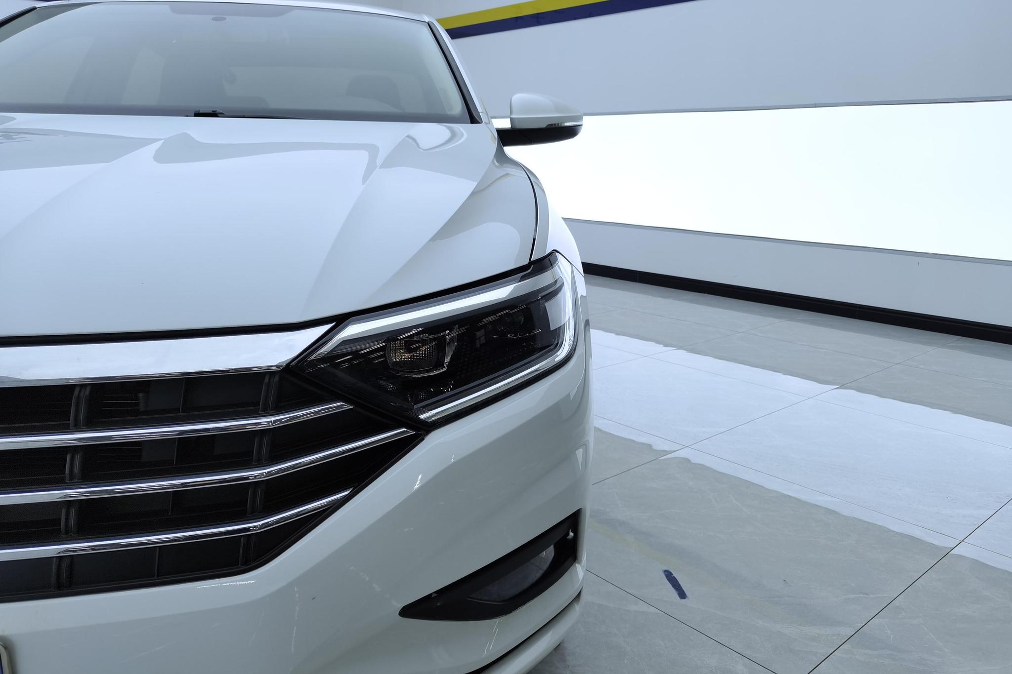 Volkswagen Sagitar 2022 200TSI DSG