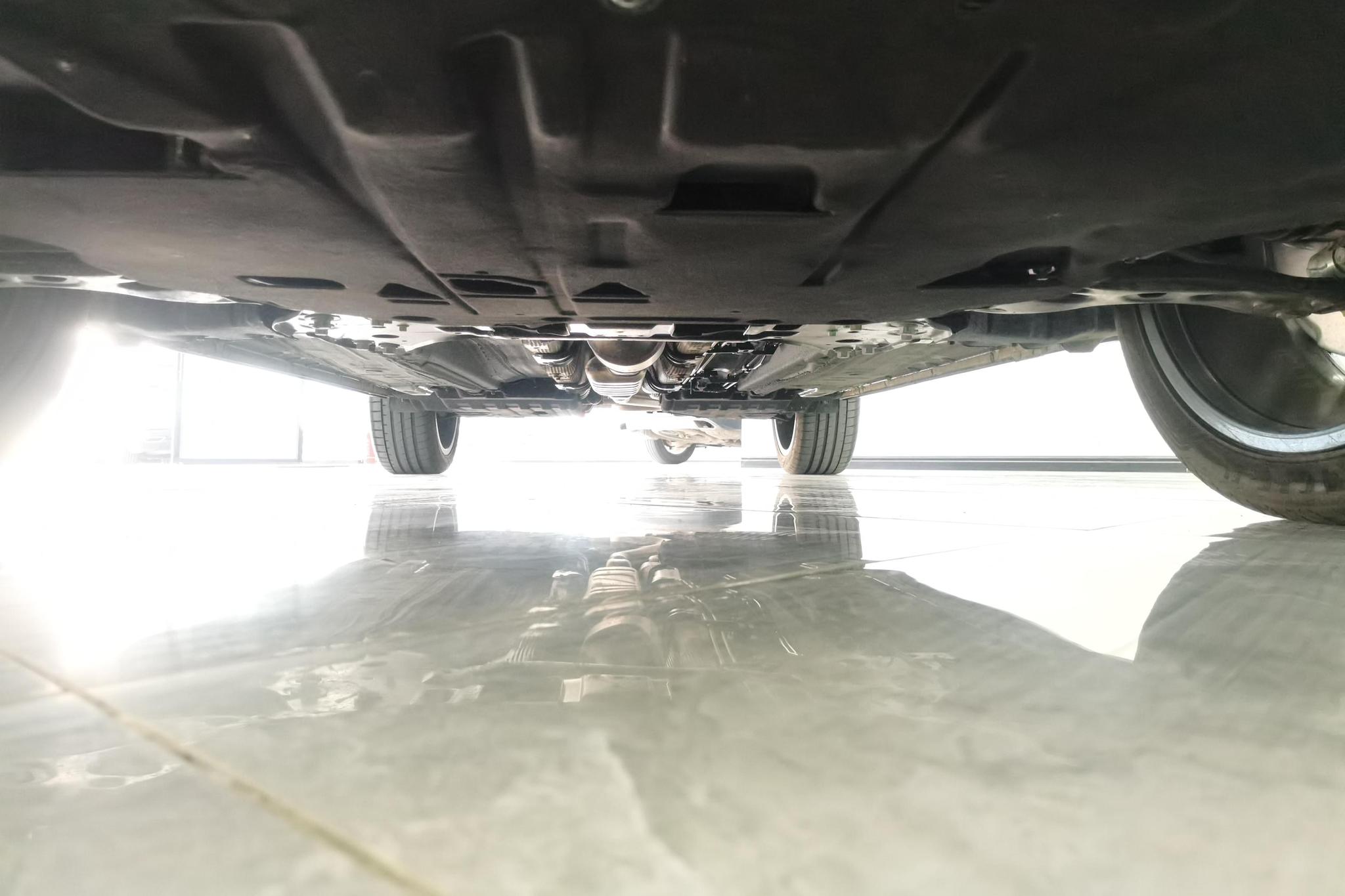 Geely Monjaro L 2025 2.0TD AT