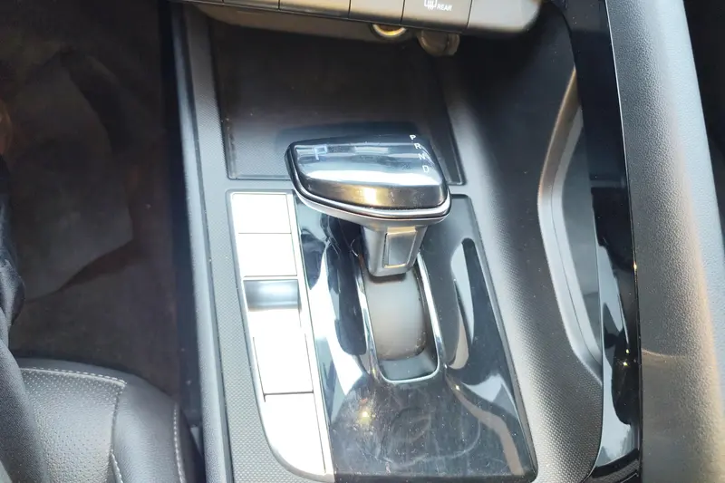 Hyundai 1.5 L CVT GLX Elite — фото 10