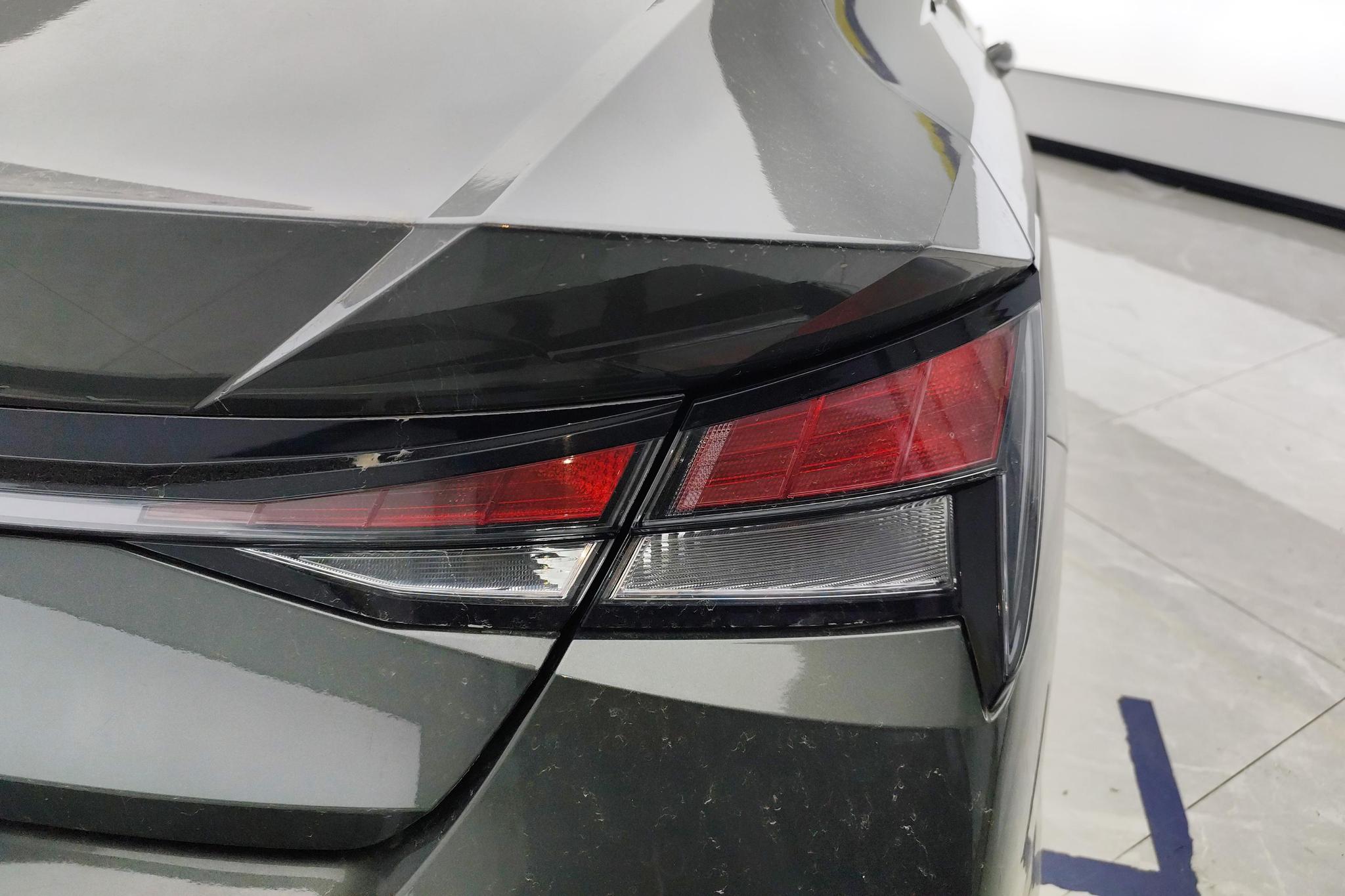 Hyundai Elantra 2023 1.5L CVT GLX Elite