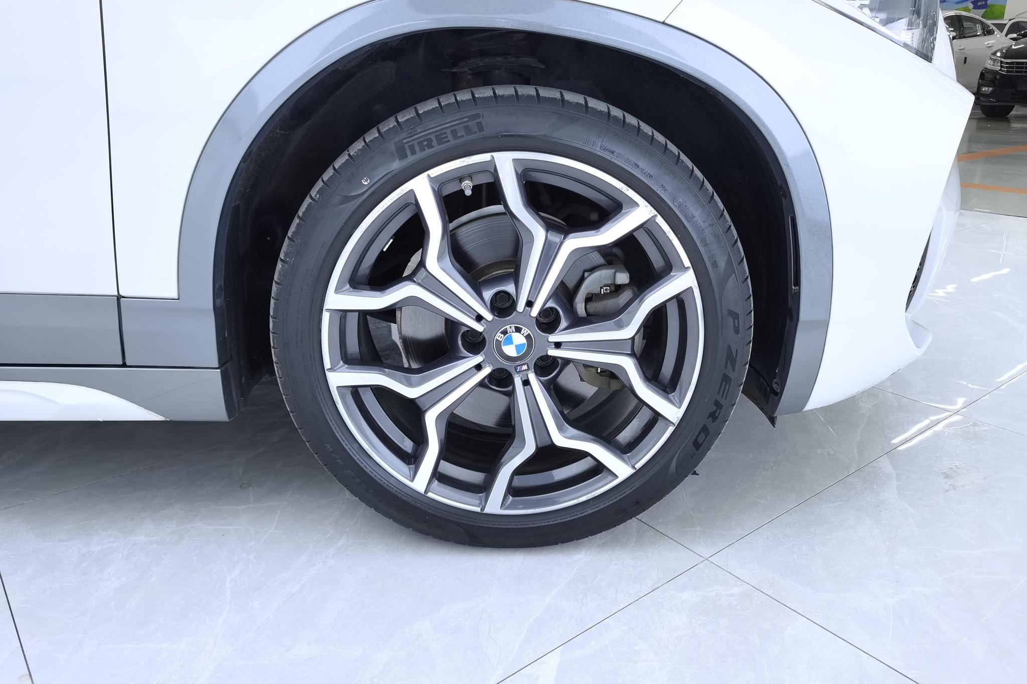 BMW X2 2021 sDrive25i Premium M